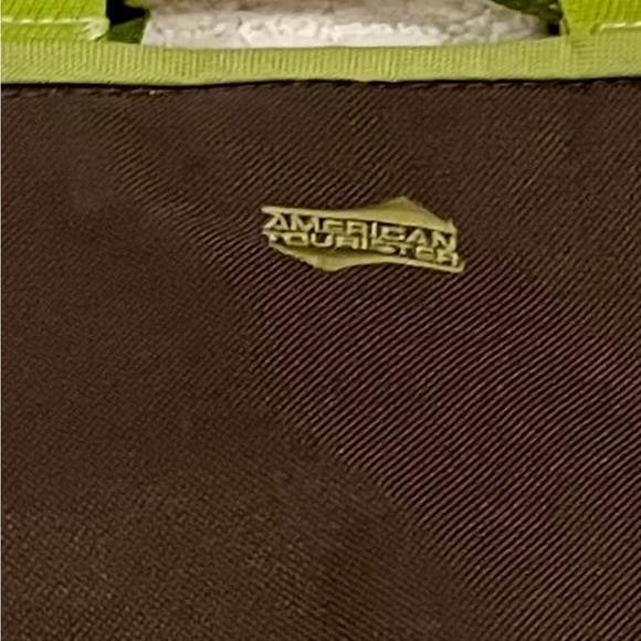 American Tourister Brown and Green Floral Women's Travel Bag - Picture 4 of 4